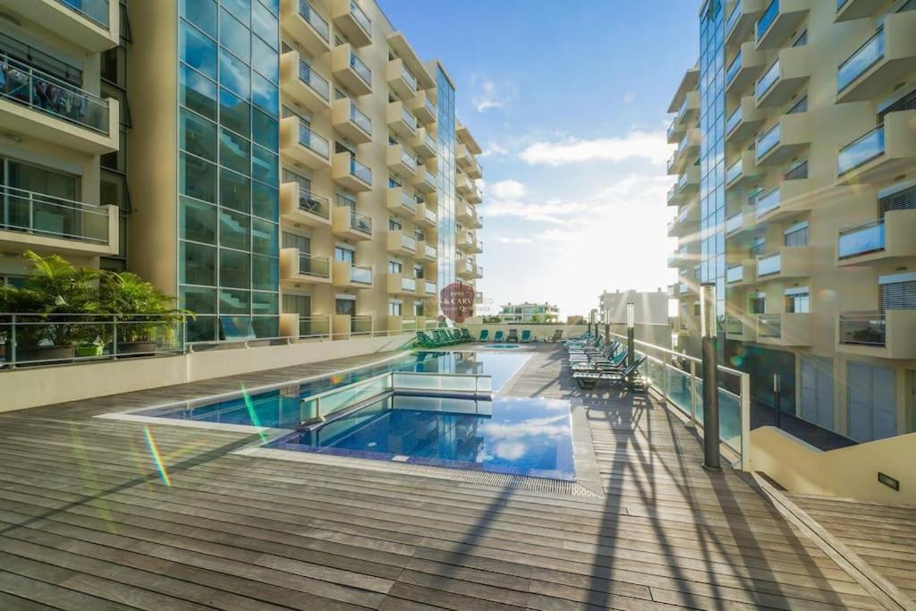 Vista Mar - Ac, Pool & Gym Apartment Funchal  Exterior photo